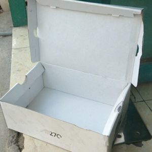 Hộp Đựng Giày